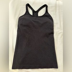 Lululemon Ebb to the Street Tank Top Size 6 Black